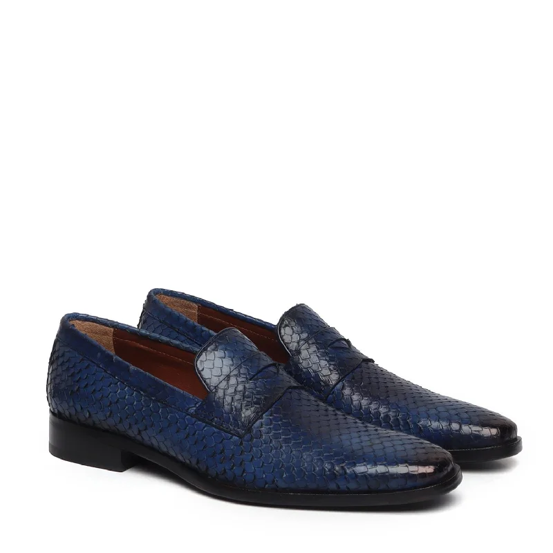 Unisex leather shoes versatile brown-Snake Skin Textured Loafers in Blue Leather