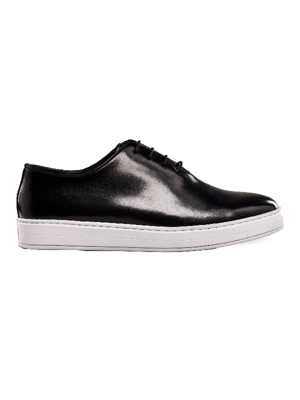 Unisex leather shoes office white-CASUAL LEATHER SNEAKERS IN BLACK