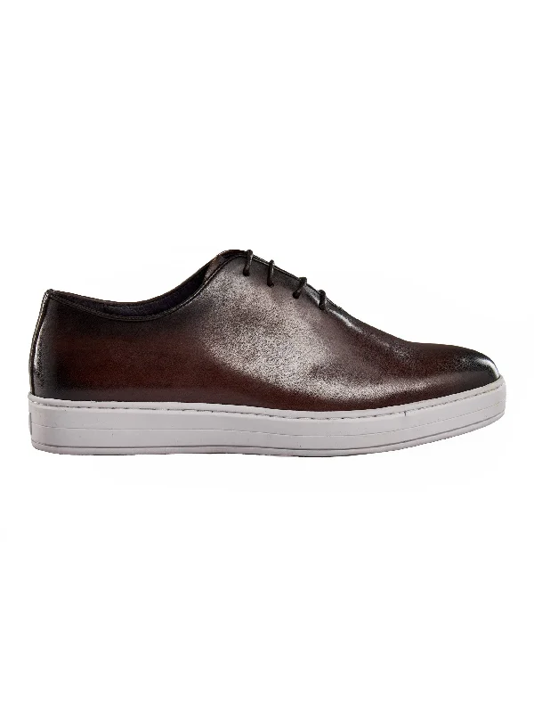 Unisex leather shoes stylish black-CASUAL LEATHER SNEAKERS IN BROWN