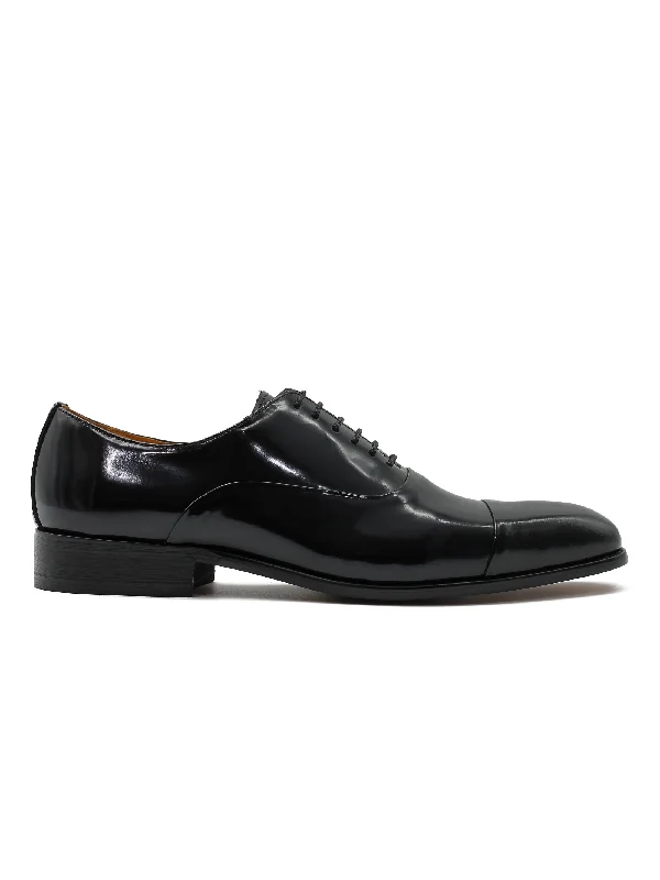 Unisex leather shoes breathable gray-TOE CAP OXFORDS IN BLACK PATENT LEATHER