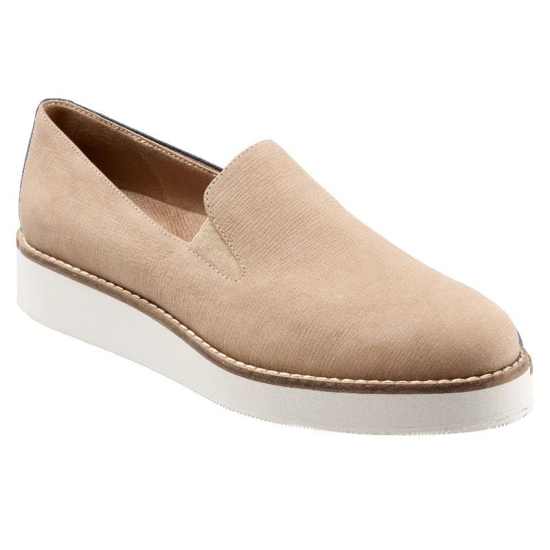 Men's casual shoes breathable brown-Whistle 234 Sand Slip-on Shoes